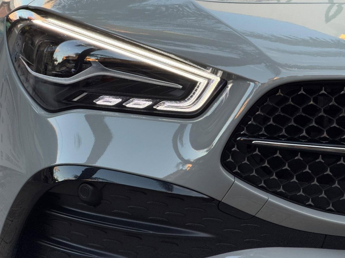 Mercedes-Benz CLA 200 d Automatic Premium (10)