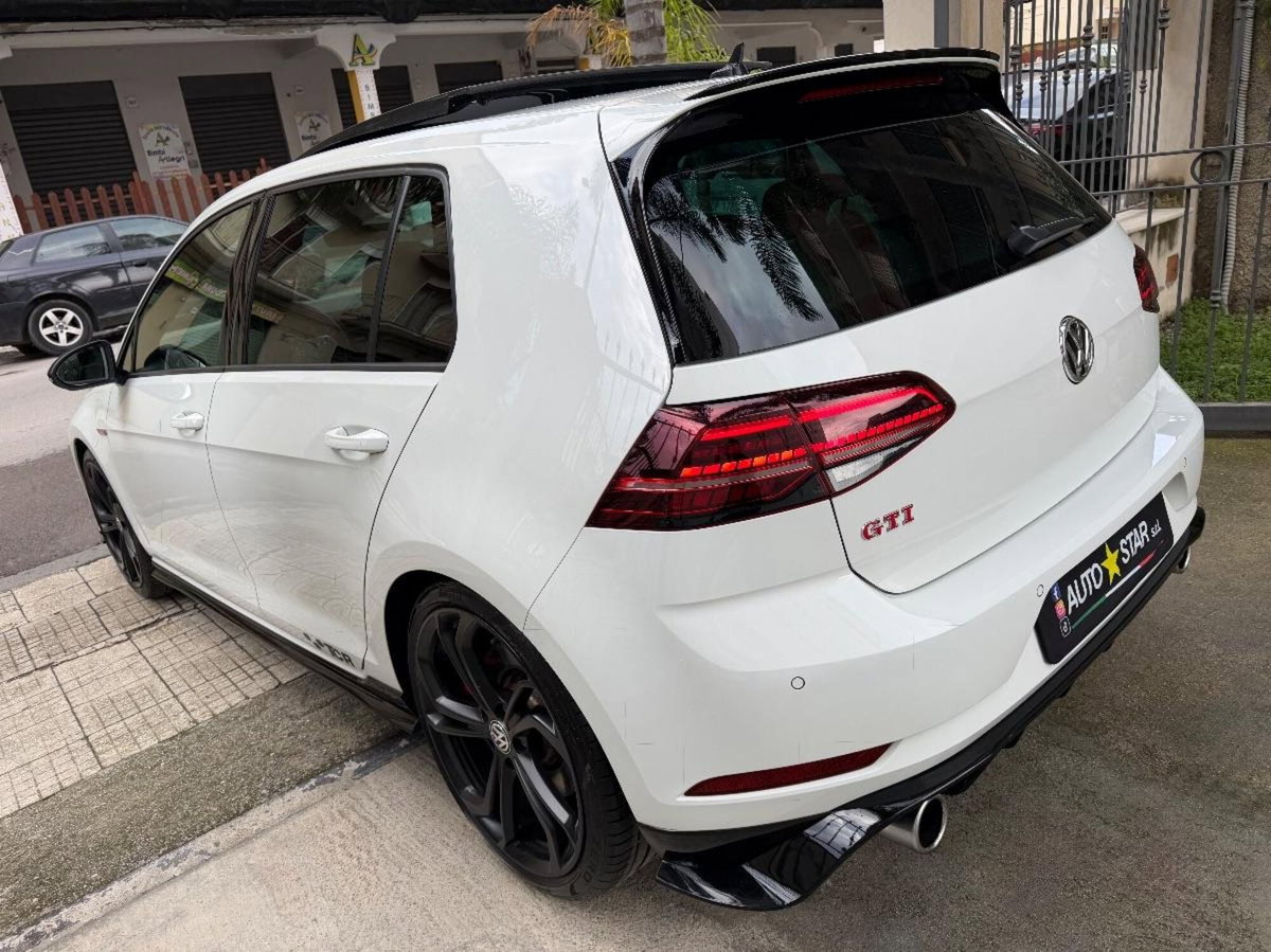 Volkswagen Golf GTI 2.0 TSI TCR DSG 5p. BlueMotion Technology (5)