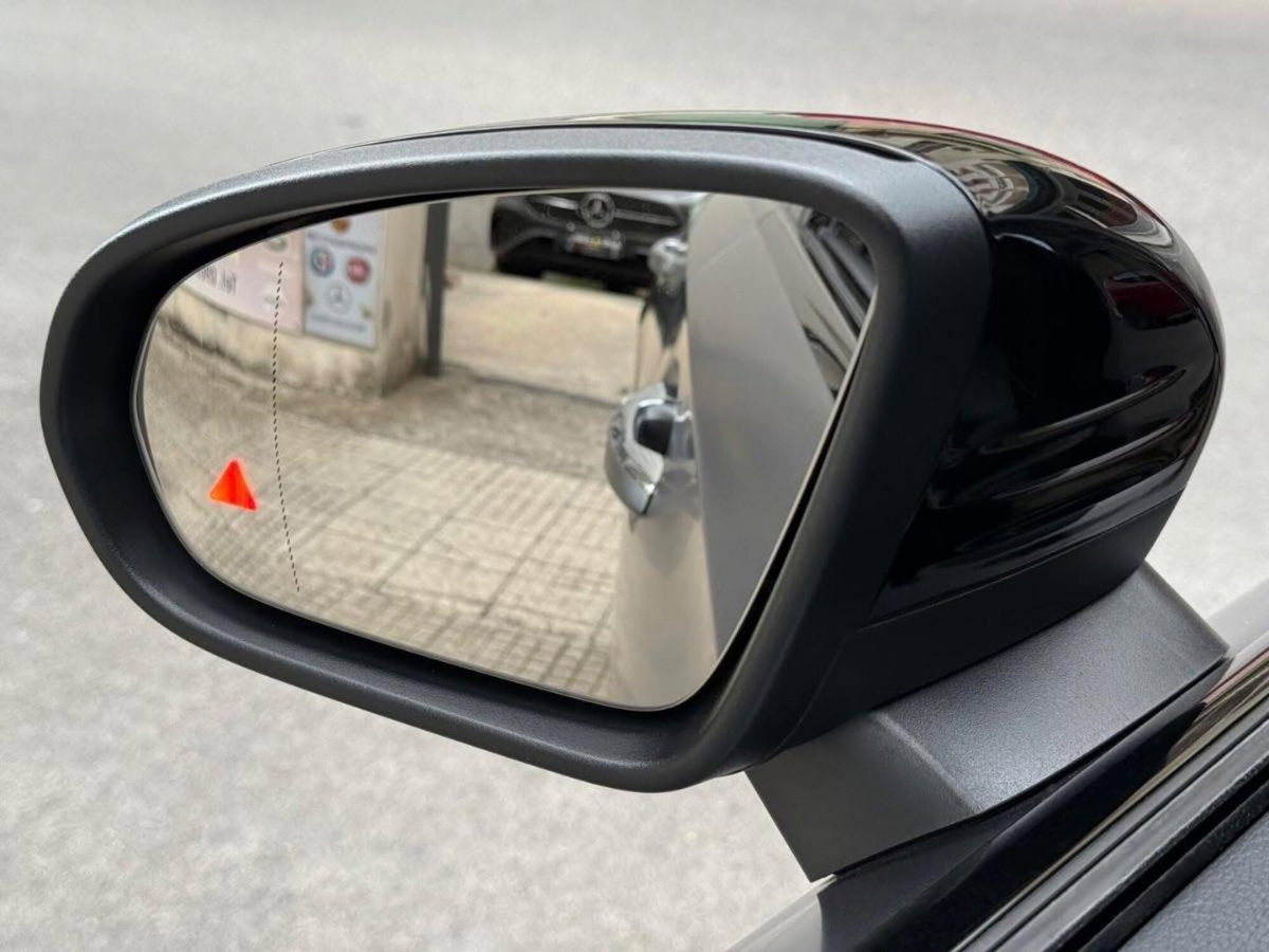Mercedes-Benz Classe A 35 AMG 4Matic (13)