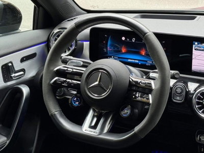 Mercedes-Benz Classe A 35 AMG 4Matic (19)