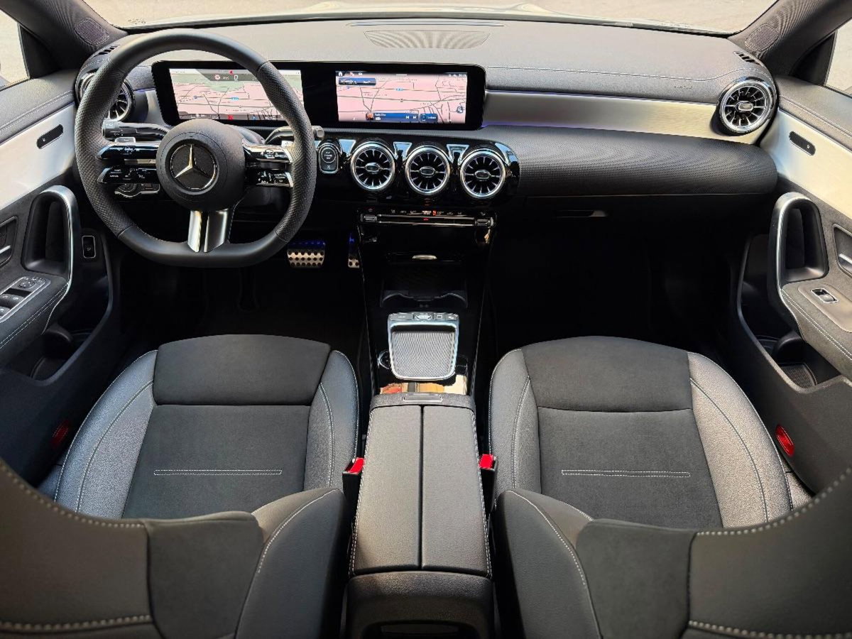 Mercedes-Benz CLA 220 d Automatic Premium (15)