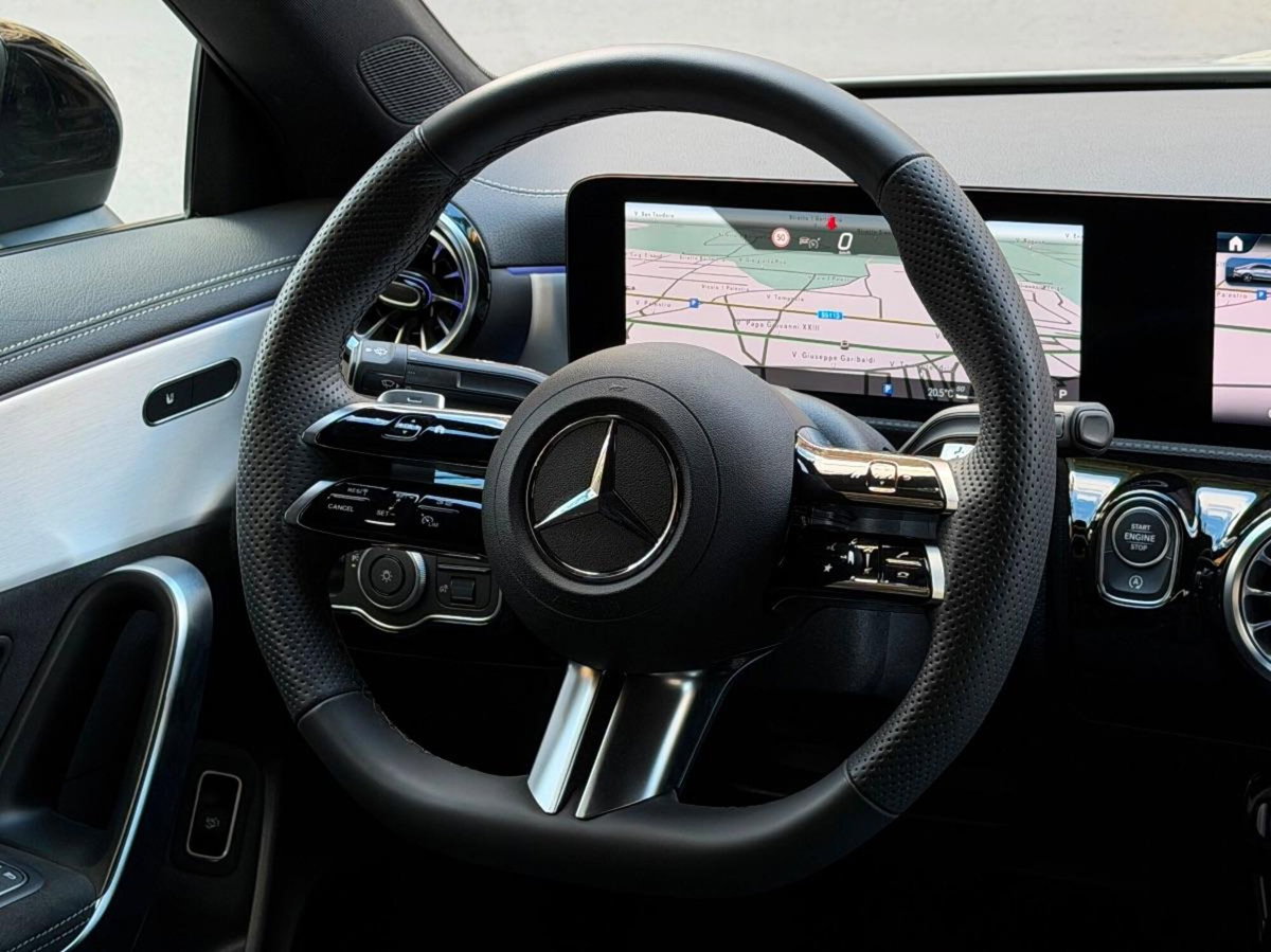 Mercedes-Benz CLA 220 d Automatic Premium (17)