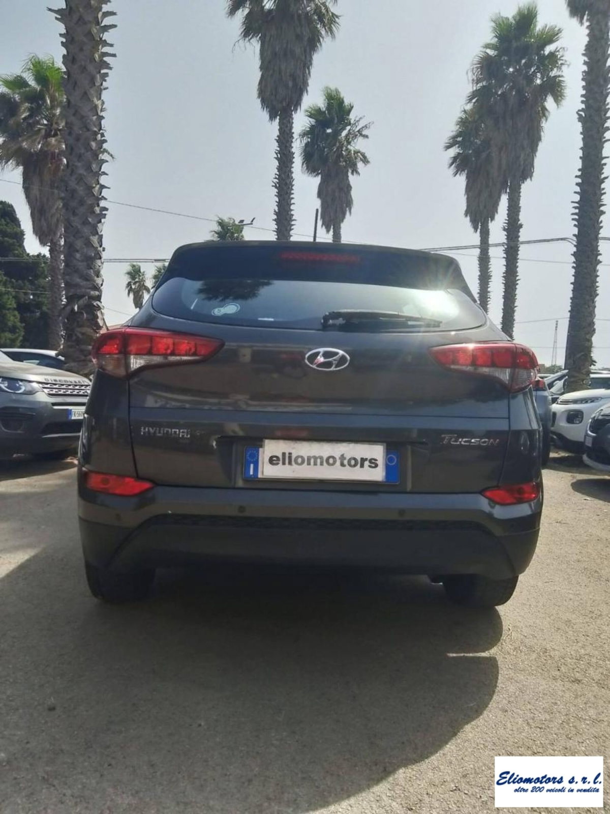 Hyundai Tucson 1.7 CRDi Sound Edition (2)