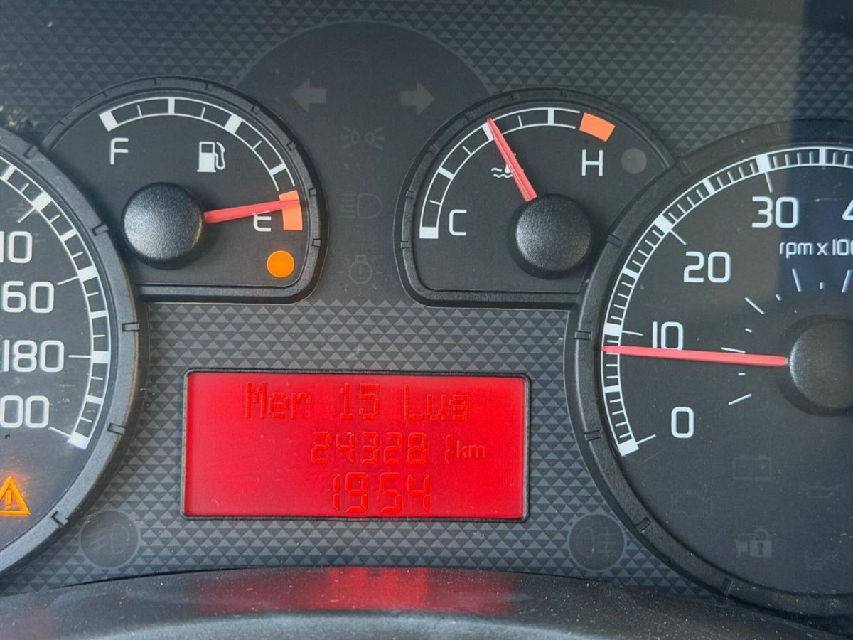 Fiat Panda 1.3 MJT 16V DPF 4x4 Cross (12)