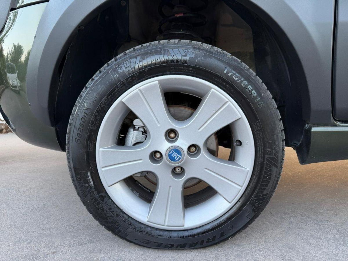 Fiat Panda 1.3 MJT 16V DPF 4x4 Cross (14)
