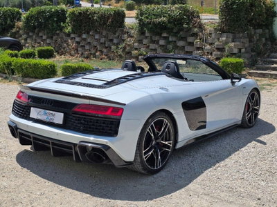Audi R8 Cabrio Spyder 5.2 V10 Performance quattro 620cv s tronic (15)