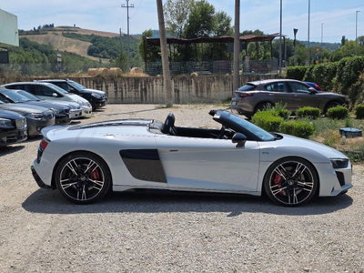 Audi R8 Cabrio Spyder 5.2 V10 Performance quattro 620cv s tronic (17)