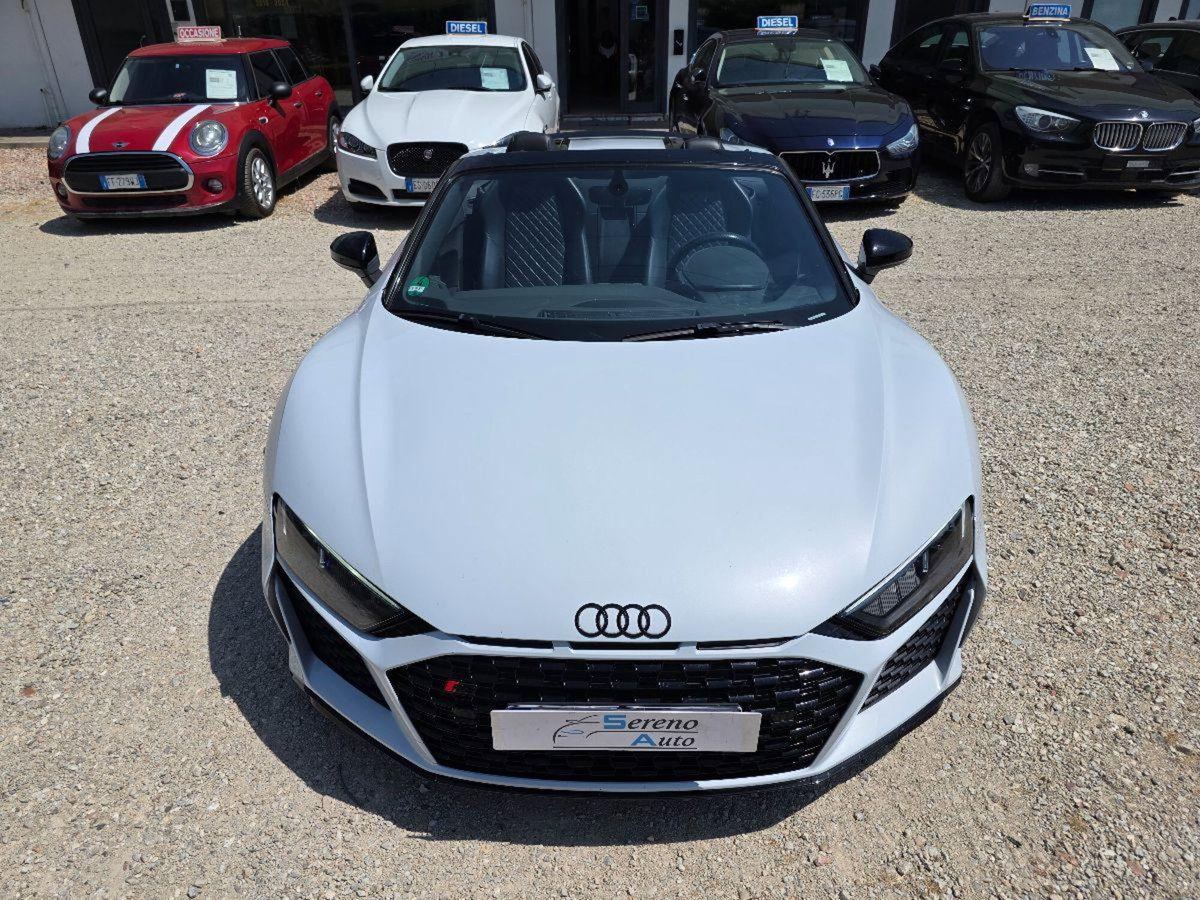 Audi R8 Cabrio Spyder 5.2 V10 Performance quattro 620cv s tronic (5)
