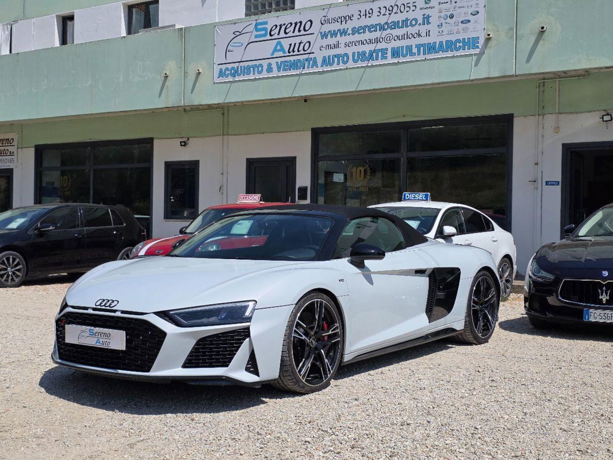 Audi R8 Cabrio Spyder 5.2 V10 Performance quattro 620cv s tronic (8)