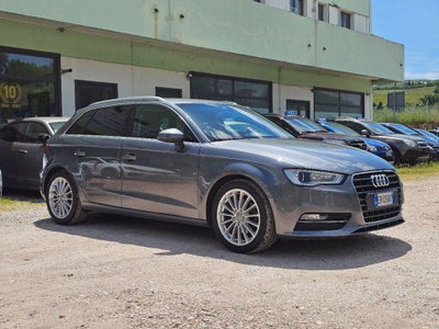 Audi A3 Sportback 2.0 TDI S tronic Attraction (12)