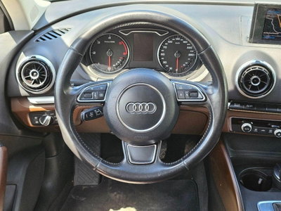Audi A3 Sportback 2.0 TDI S tronic Attraction (16)