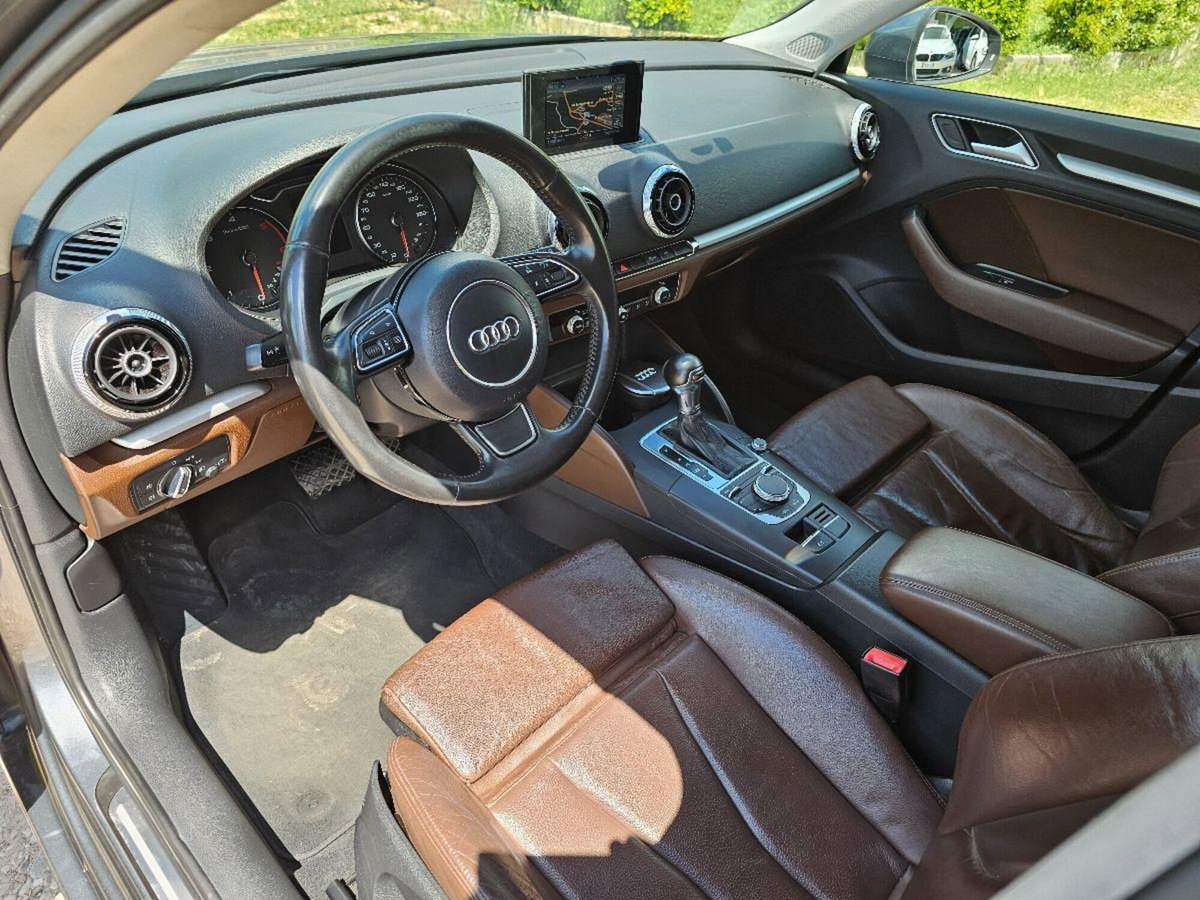 Audi A3 Sportback 2.0 TDI S tronic Attraction (18)