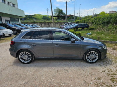 Audi A3 Sportback 2.0 TDI S tronic Attraction (9)