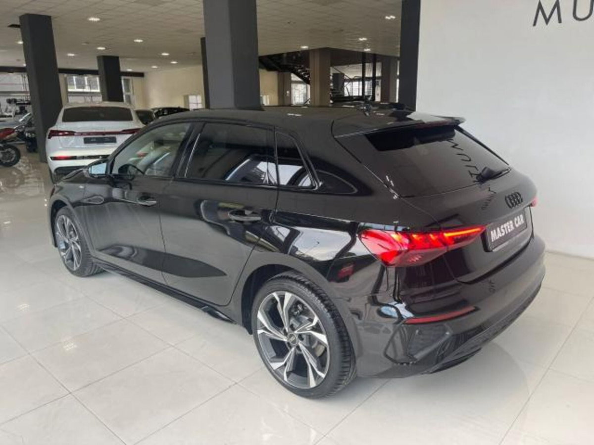 Audi A3 Sportback 30 g-tron S tronic S line edition (2)