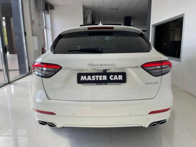 Maserati Levante Levante MHEV 330 CV AWD Executive (10)