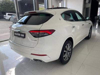 Maserati Levante Levante MHEV 330 CV AWD Executive (4)