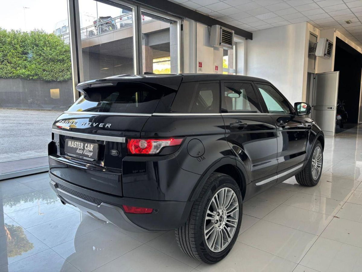 Land Rover Range Rover Evoque 2.2 TD4 5p. Prestige (4)