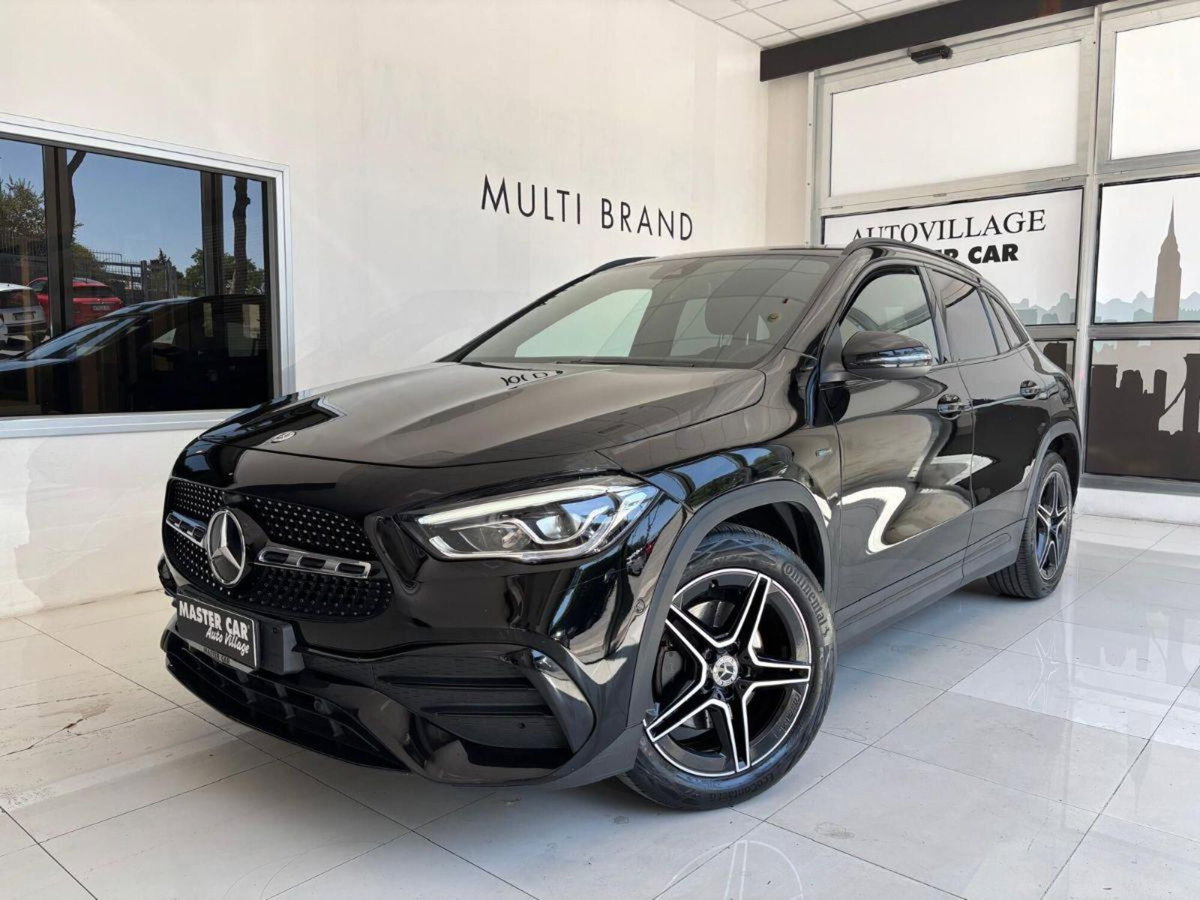 Mercedes-Benz GLA SUV 250 e EQ-Power Automatic Premium