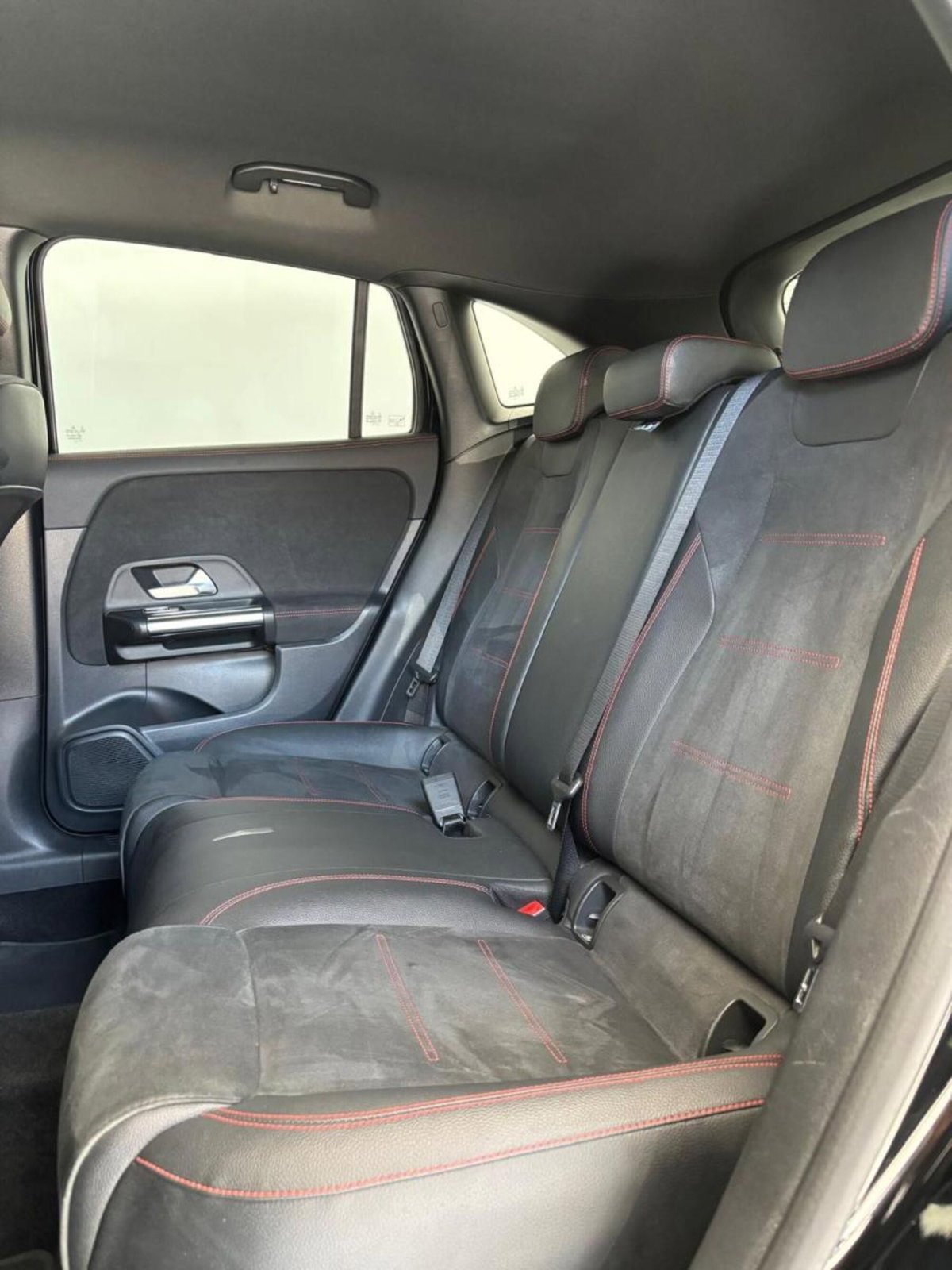 Mercedes-Benz GLA SUV 250 e EQ-Power Automatic Premium (19)