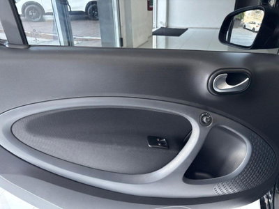 smart Fortwo BRABUS 0.9 Turbo twinamic (9)