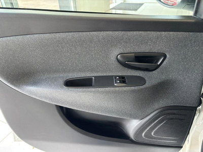 Lancia Ypsilon 1.2 69 CV 5 porte Elefantino Blu (9)