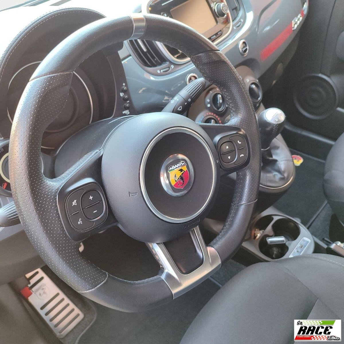 Abarth 595 595 1.4 Turbo T-Jet 145 CV (10)