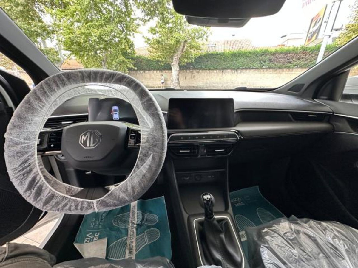 Mg MG3 1.5 Standard (7)