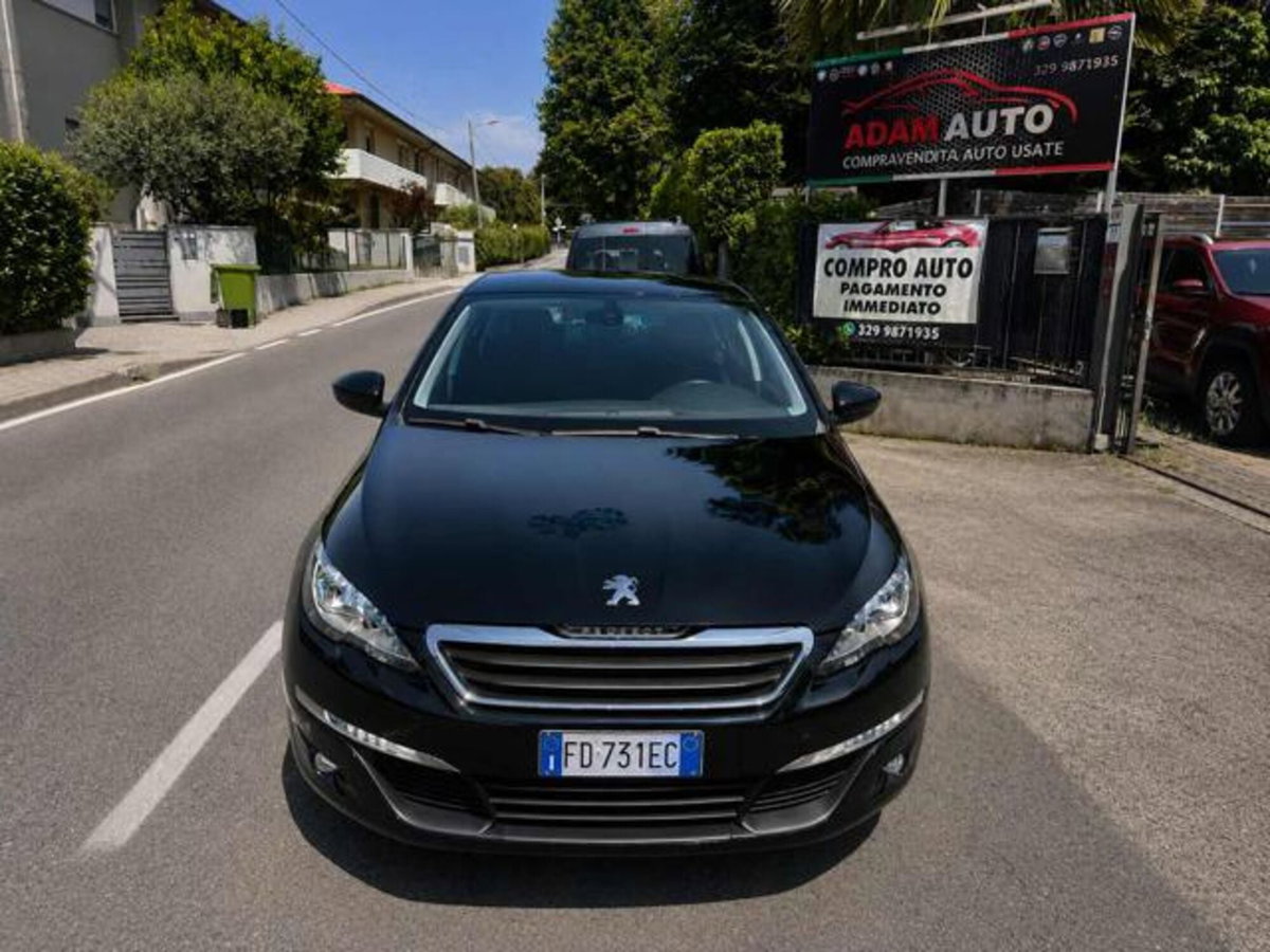 Peugeot 308 PureTech Turbo 130 S&S Allure Pack (2)