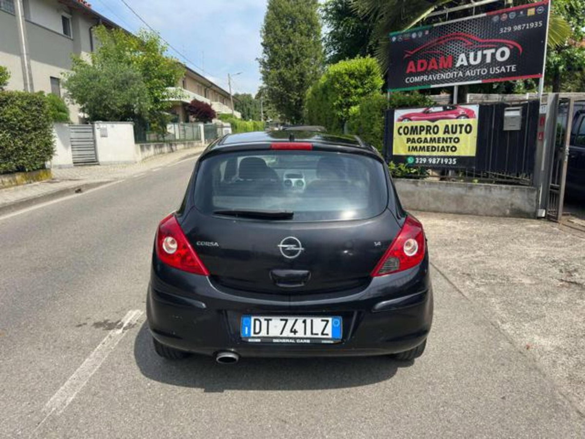 Opel Corsa 1.4 16V 3 porte aut. Sport (5)