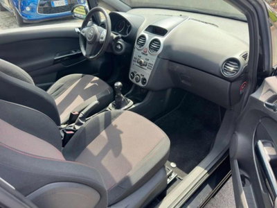 Opel Corsa 1.4 16V 3 porte aut. Sport (7)