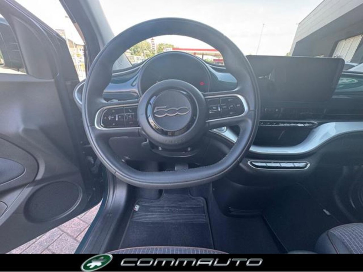 Fiat 500e Icon Berlina 42 kWh (12)