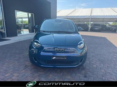 Fiat 500e Icon Berlina 42 kWh (2)
