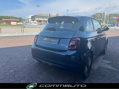 Fiat 500e Icon Berlina 42 kWh (3)