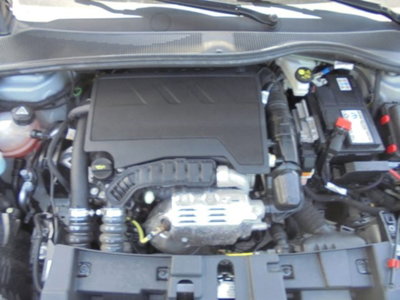 Jeep Avenger 1.2 turbo Altitude fwd 100cv (19)