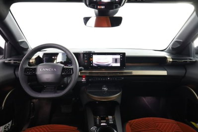 Lancia Ypsilon 1.2 LX 100cv (4)