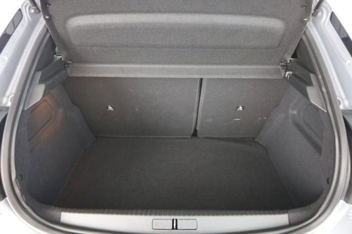 Lancia Ypsilon 1.2 LX 100cv (6)