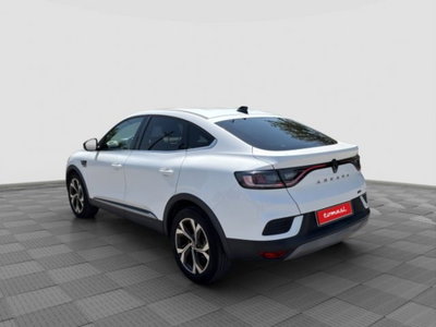 Renault Arkana Hybrid E-Tech 145 CV Techno (3)