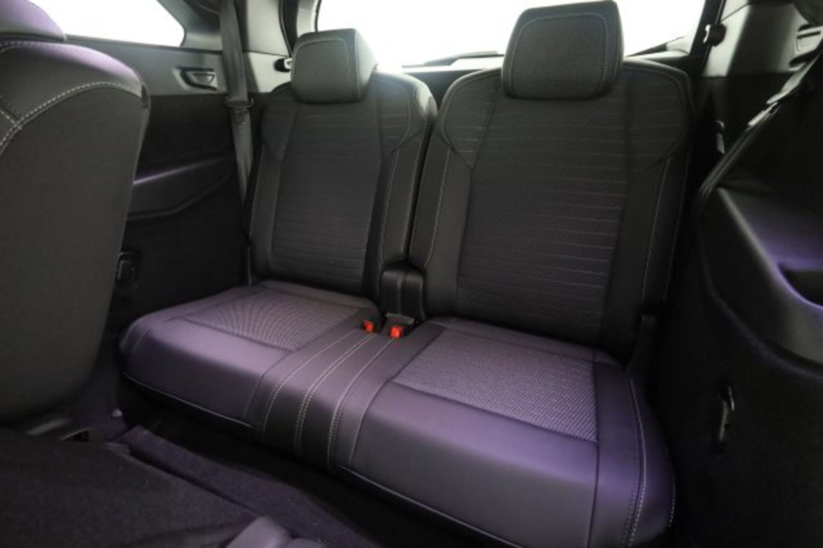 Peugeot 5008 1.2 hybrid GT 145cv 5p.ti e-dcs6 (4)