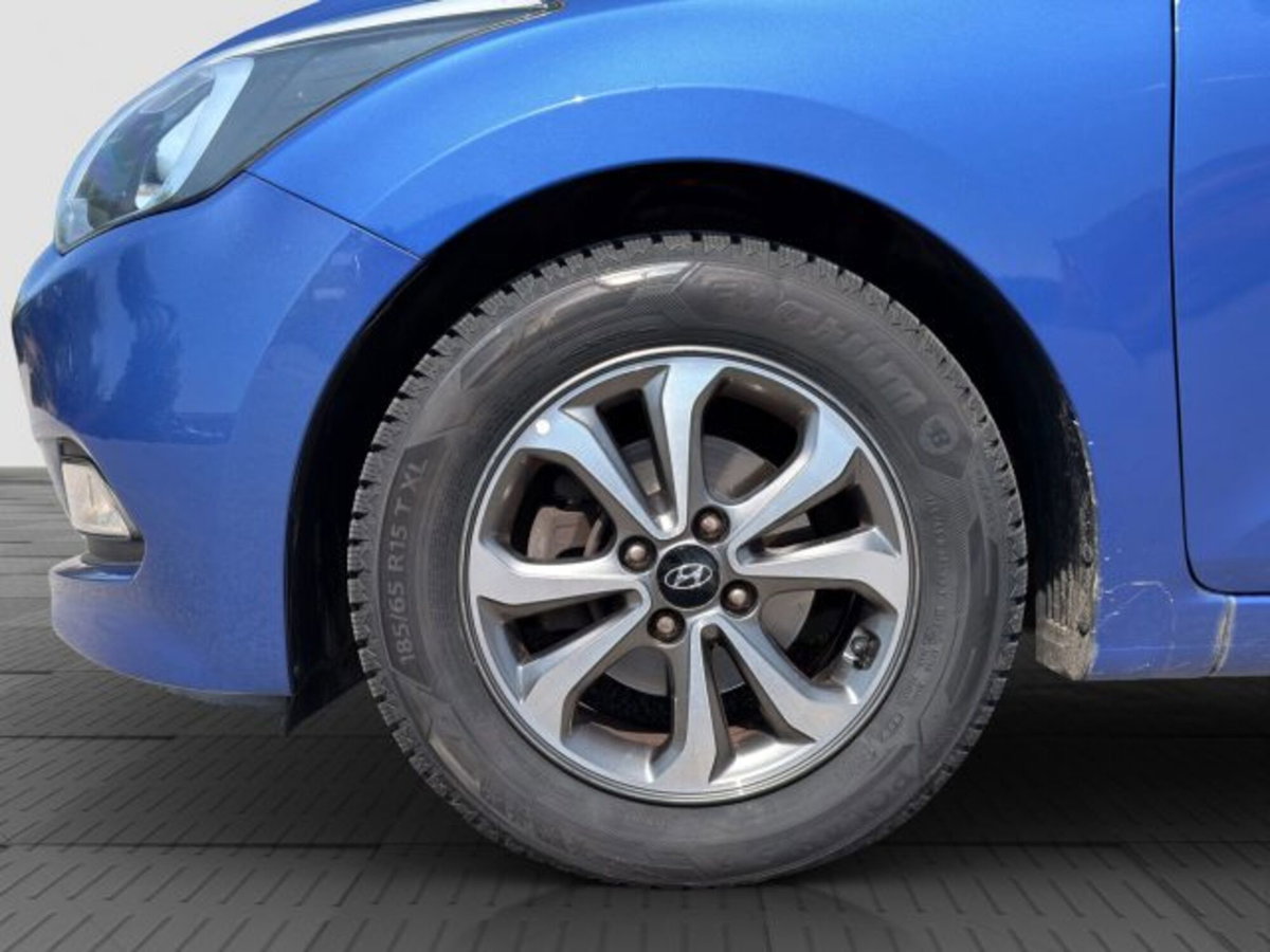 Hyundai i20 1.2 84 CV 5 porte Classic (16)
