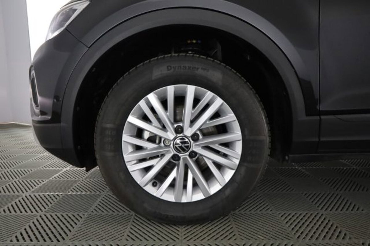 Volkswagen T-Roc 1.0 TSI Life (8)