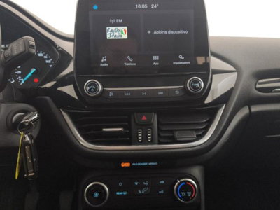 Ford Fiesta 1.1 75 CV 5 porte Plus (16)