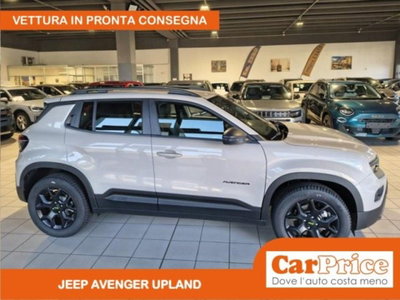Jeep Avenger 1.2 turbo e-hybrid mhev Upland 4xe 145cv edct6 (6)