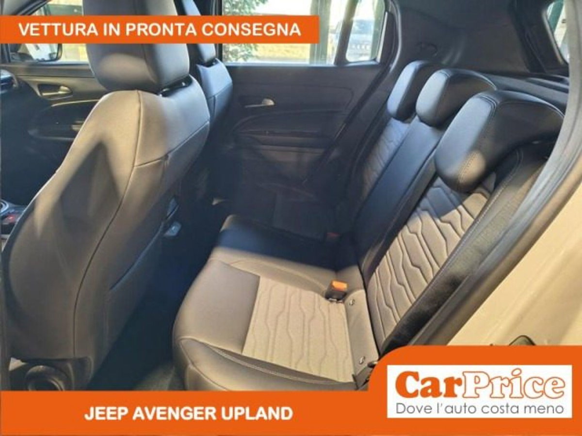 Jeep Avenger 1.2 turbo e-hybrid mhev Upland 4xe 145cv edct6 (14)