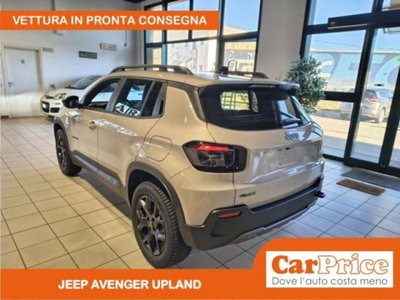 Jeep Avenger 1.2 turbo e-hybrid mhev Upland 4xe 145cv edct6 (3)