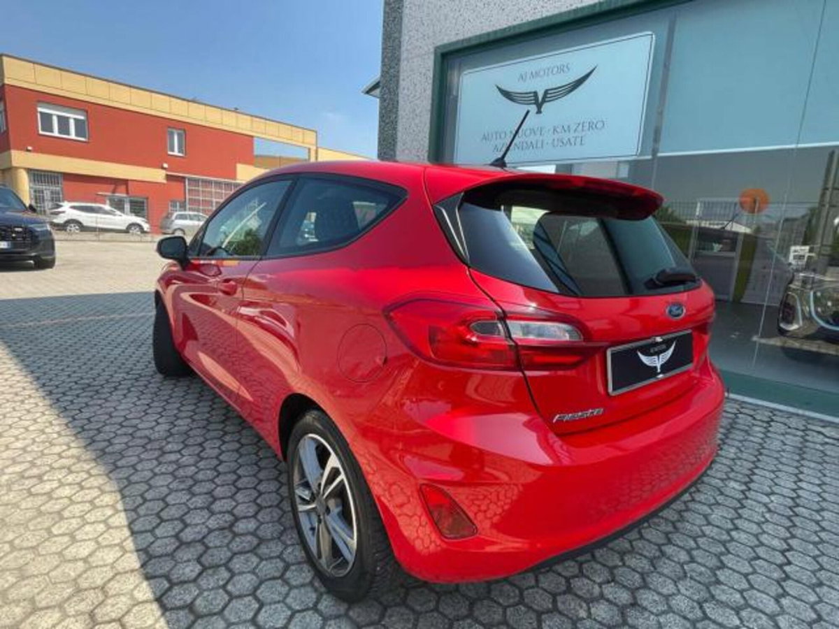 Ford Fiesta 1.5 TDCi 3 porte Vignale (4)