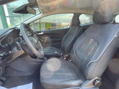 Ford Fiesta 1.5 TDCi 3 porte Vignale (8)
