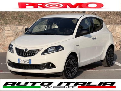 Lancia Ypsilon 1.0 FireFly 5 porte S&S Hybrid Gold Plus usata