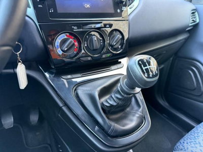 Lancia Ypsilon 1.0 FireFly 5 porte S&S Hybrid Gold Plus (18)