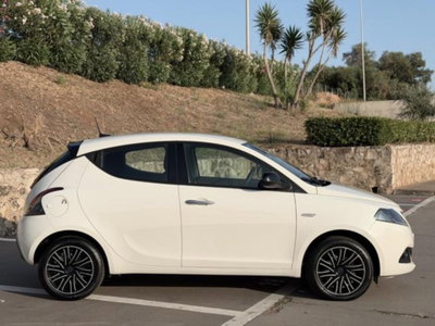 Lancia Ypsilon 1.0 FireFly 5 porte S&S Hybrid Gold Plus (5)
