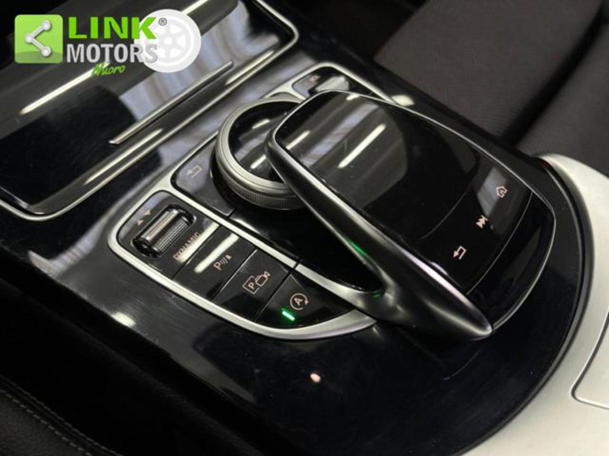 Mercedes-Benz Classe C 220 d 4Matic Auto Premium (19)